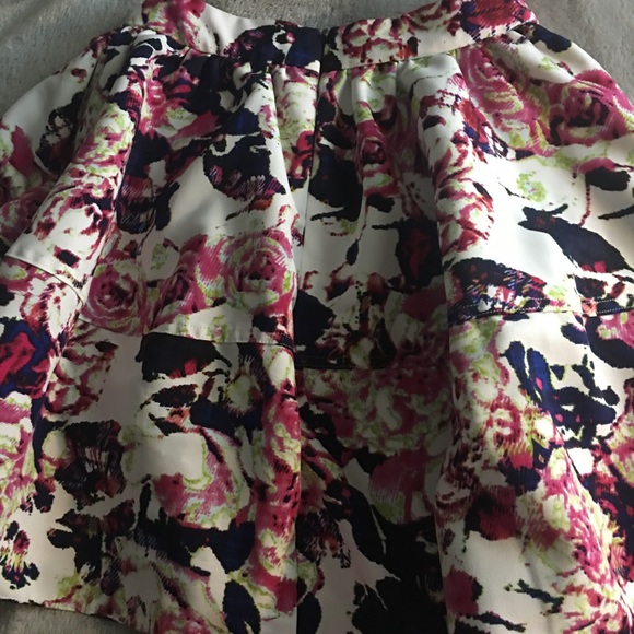 EXPRESS HIGH WAIST FLORAL SKIRT - Picture 6 of 7